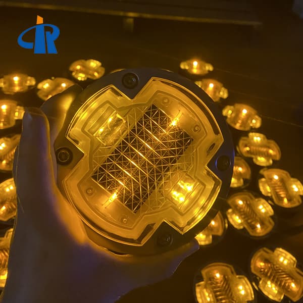 <h3>Road Reflective Stud Light Factory In China Wholesale-RUICHEN </h3>
